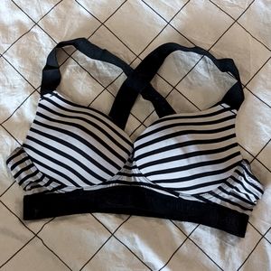 🦋2/$25🦋 Nicole Miller striped bustier inspired sports bra